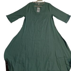 Zei LA LA Womens Dress Green Size Large Pullover Very Long 3/4 Sleeve